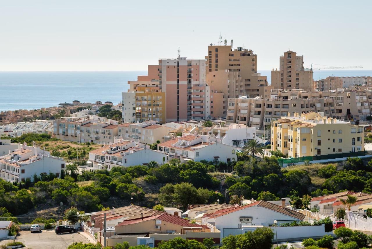 Estudio La Mata Τορεβιέχα Εξωτερικό φωτογραφία